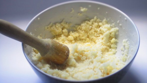 Deliciosamentesano pizza de coliflor (4)