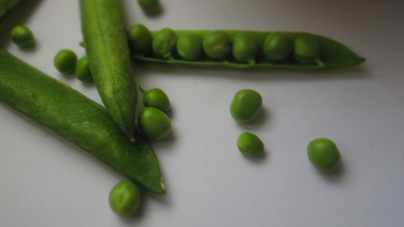 Deliciosamentesano ensalada de patata y guisantes (2)